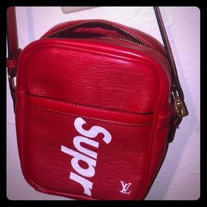 Supreme x Louis Vuitton Mens/Womens Crossbody bag